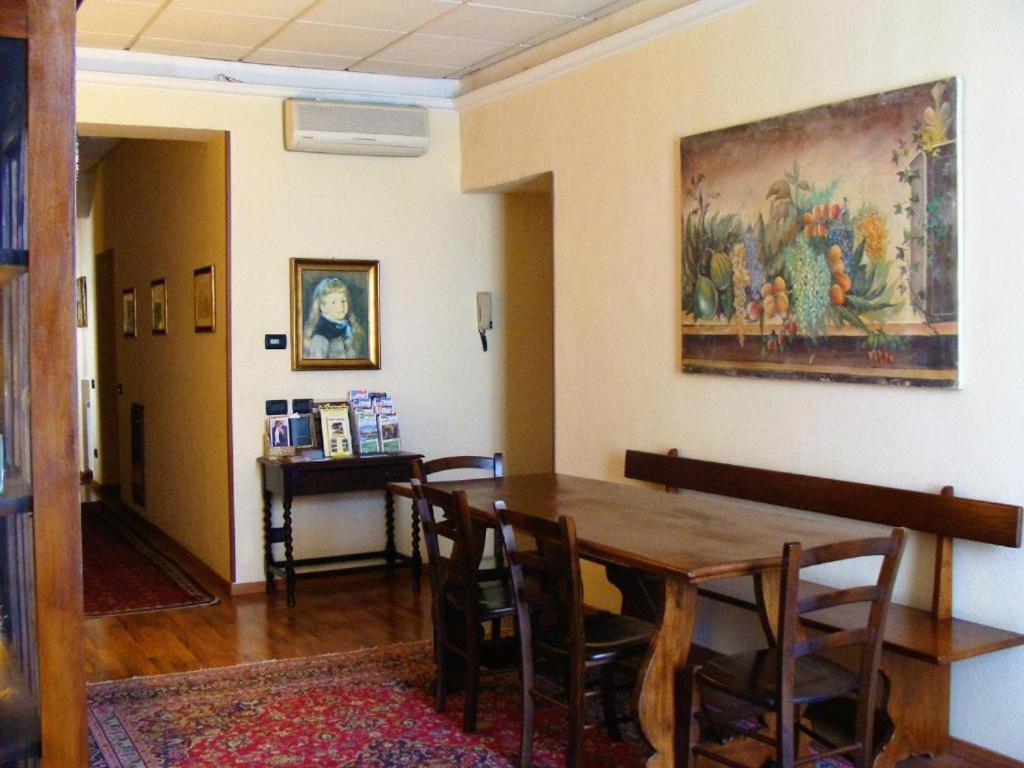 Soggiorno Michelangelo Florence Luaran gambar